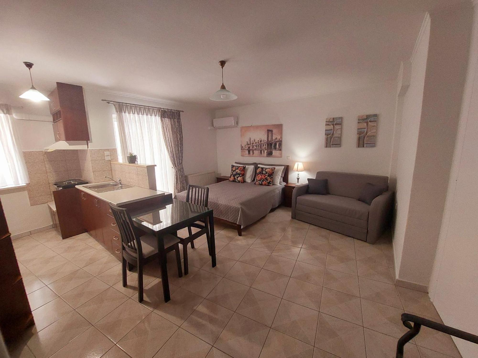 Apartment Eleni's - γκαρσονιέρα ισoγείου επιπλωμένη, εξοπλισμένη Igoumenitsa